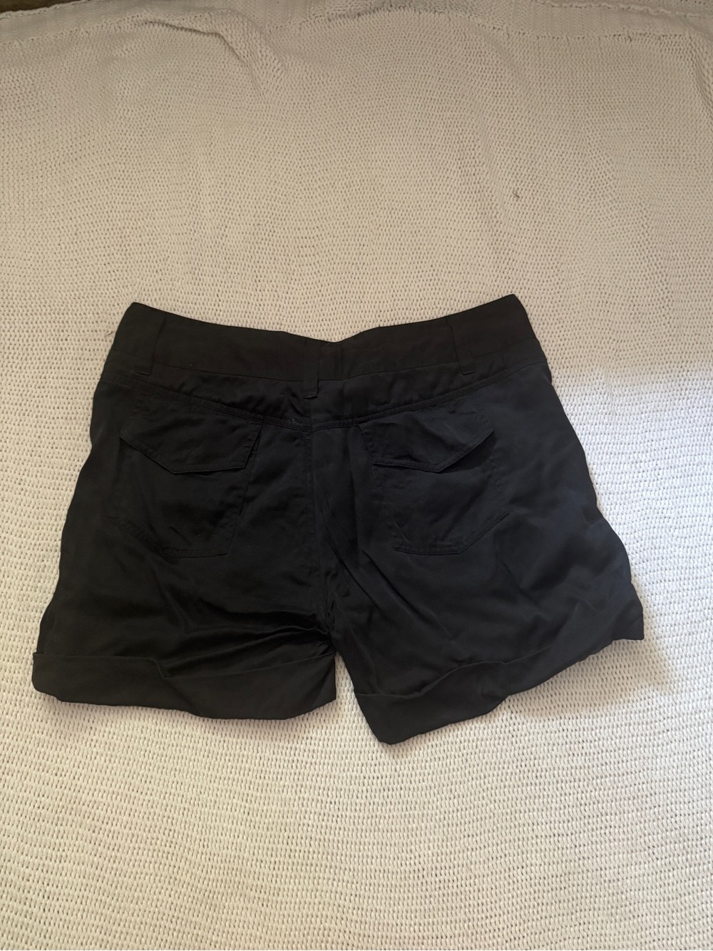 Living Planet 100% Eco-Friendly Silk Black Shorts | Size Medium - Picture 2 of 9